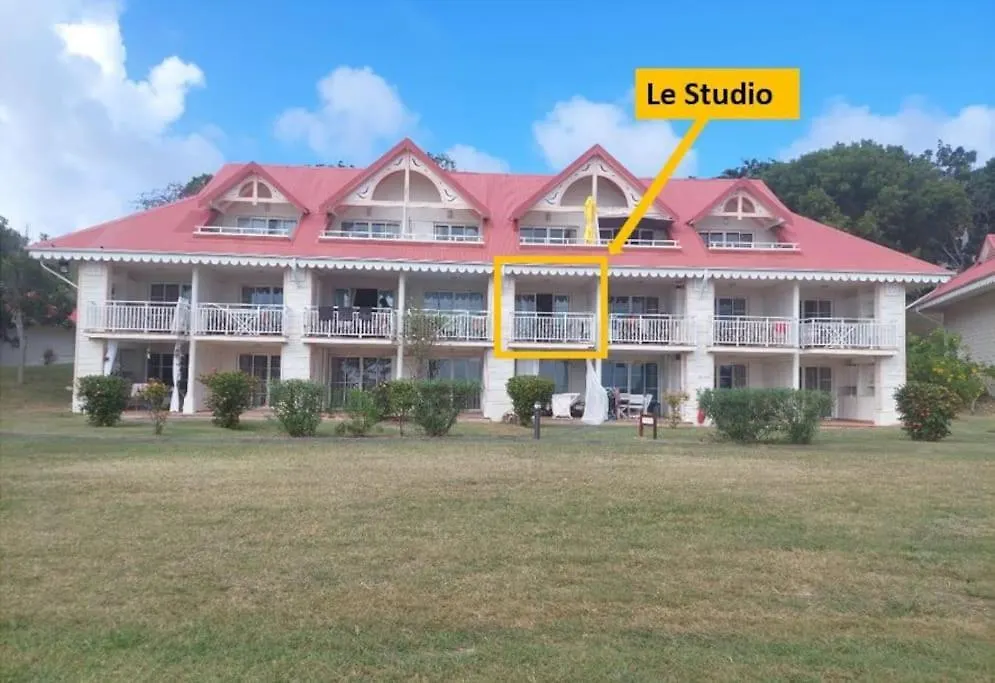 Studio Avec Vue Mer Exceptionnelle, Plage Et Piscine, Village Vacances Sainte-Anne
