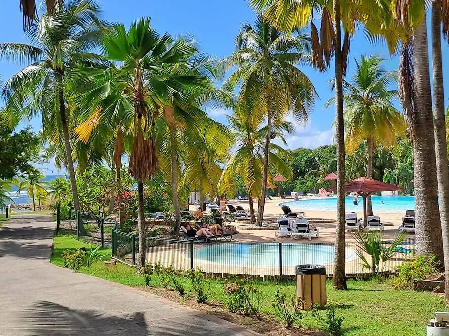 Studio Avec Vue Mer Exceptionnelle, Plage Et Piscine, Village Vacances Sainte-Anne